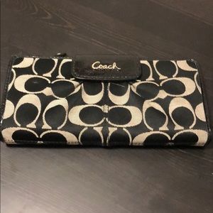 Coach wallet